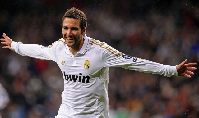 开云运营管理部_陈哲超世界波弑杀旧主，中超处子球助梅州客家夺赛季首胜