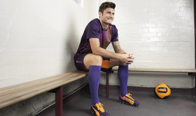 开云品牌_维斯塔潘坚信纽维执掌马丁帅印前景光明，定能成就非凡