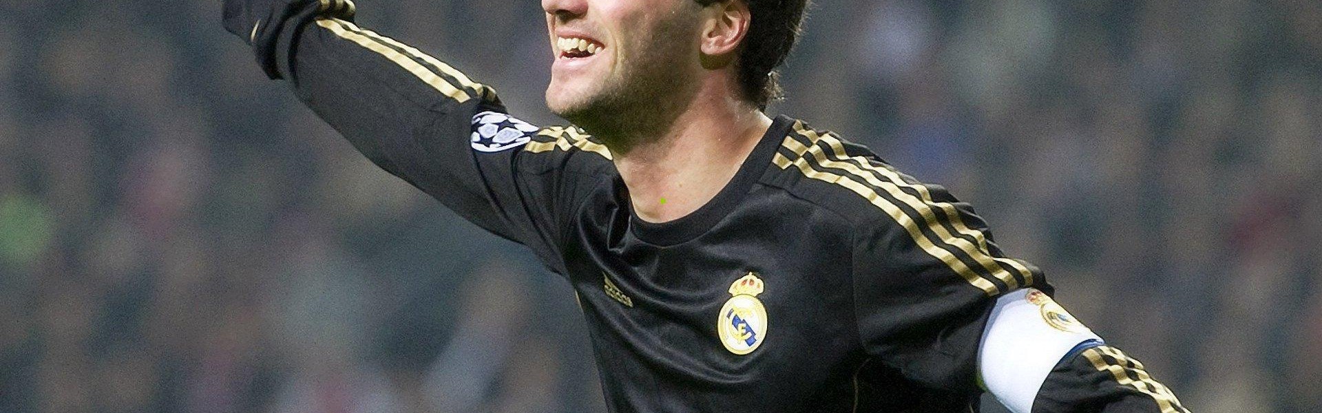 【开云】胡显昭迎十七岁生日，EDG新锐ADC的破晓时刻