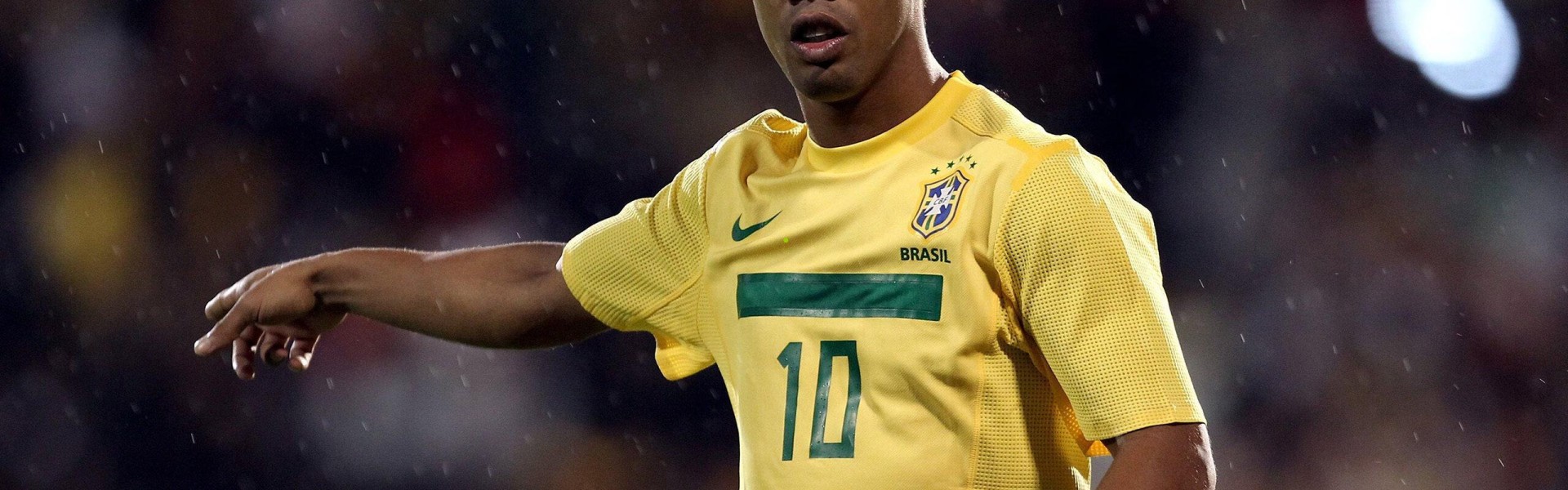 开云品牌_武磊坦言西乙竞争激烈对手部署周密 积极调整力争重拾巅峰竞技水平