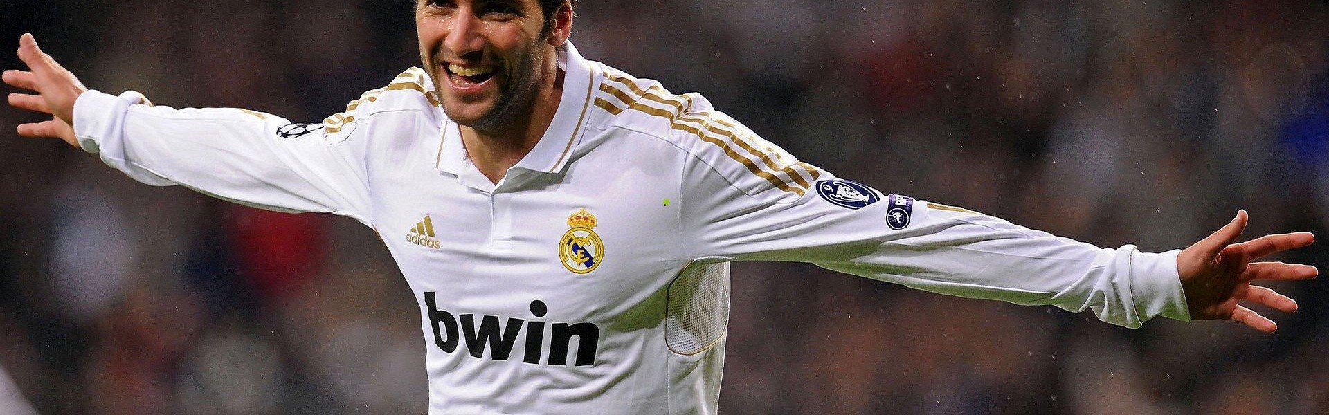 开云运营管理部-埃梅加首秀后感言，橙衣荣耀加身，世界杯梦想指引前路